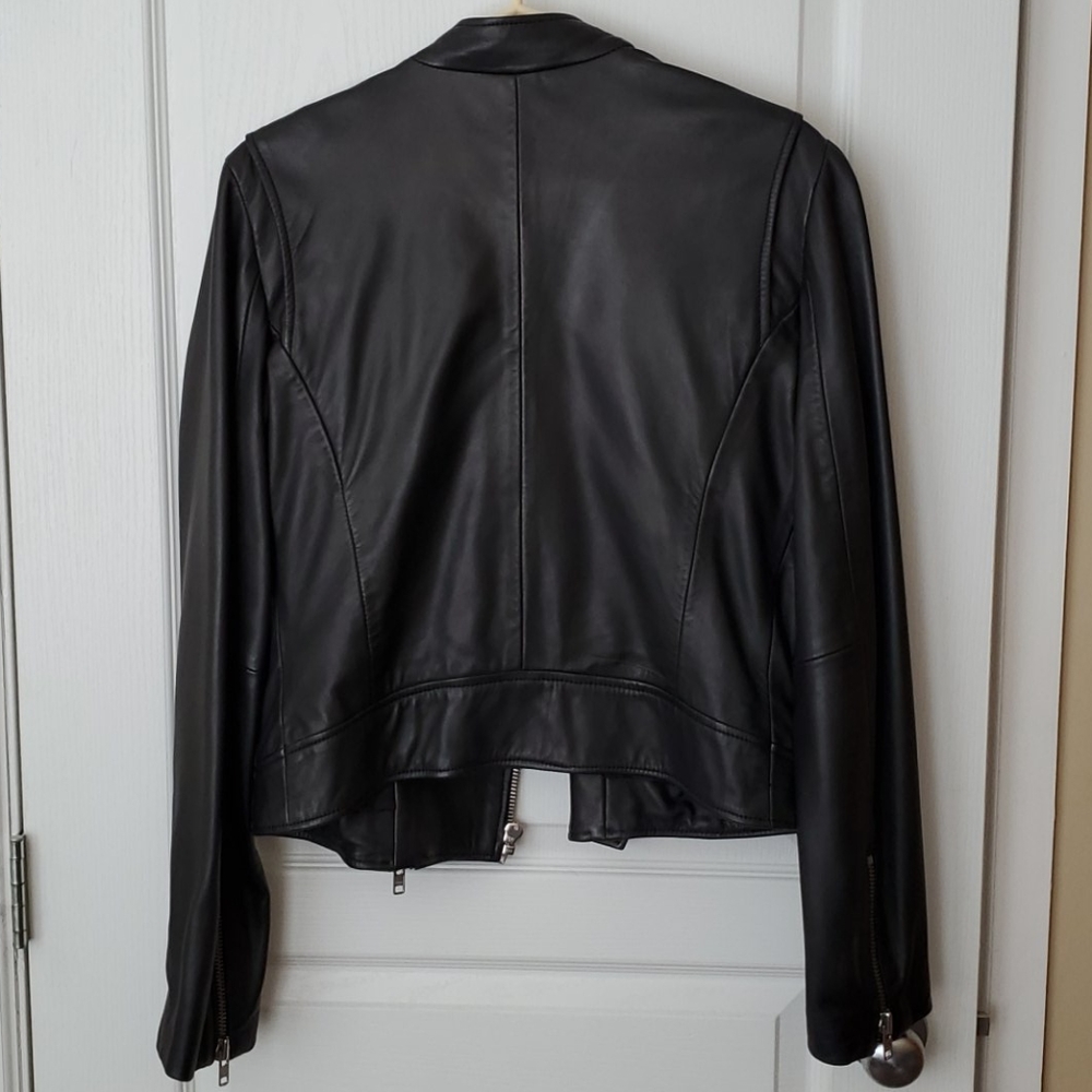 Leather jacket - Picture 3 of 11